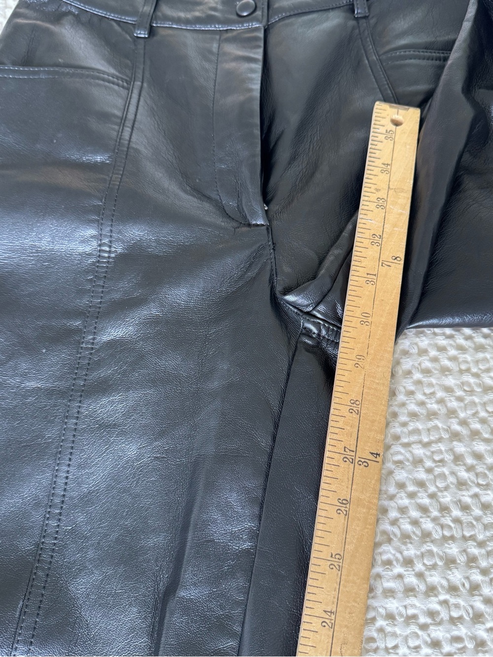 Aritzia Wilfred Rebel Pants Japanese Vegan Leather 8 Black High-waisted preowned - Picture 13 of 15